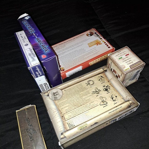 NIB - Leonardo's MIND Games for your brain and for fun plus more - Picture 3 of 6